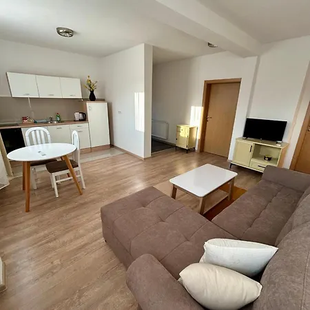 Stan Na Dan Sun & Moon Apartamento Zepce Exterior foto